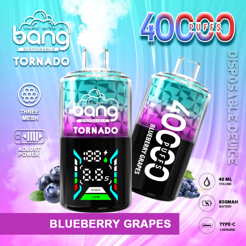 Publicité colorée pour un appareil à vapotage jetable, mettant en vedette le modèle « Bang Tornado » dans une saveur « Raisin aux bleuets ». Elle met en avant des caractéristiques telles que « 40 000 bouffées », « réglage de la puissance », « trois mailles » et présente des graphiques liés à la vape à côté des spécifications du produit, y compris les détails de la capacité et de la batterie.