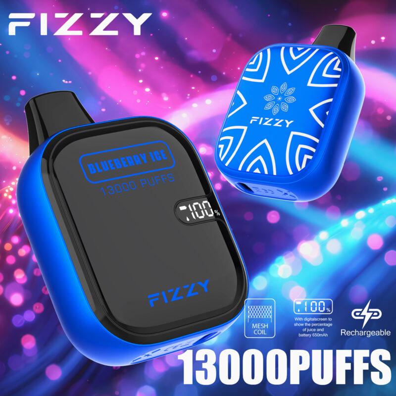 Vape FIZZY Blueberry Ice avec une capacité de 13 000 bouffées, un écran numérique affichant une charge 100% et une technologie de bobine en maille.