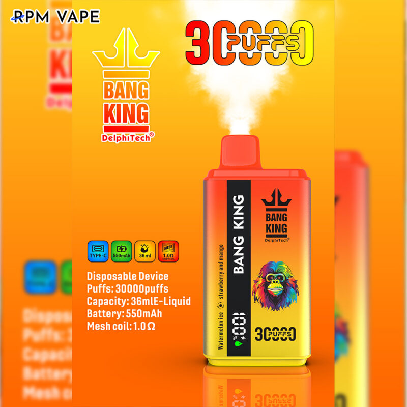Dispositivo de vapeo desechable con un diseño rojo y amarillo, de la marca "Bang King DelphiTech", con especificaciones que incluyen 30.000 bocanadas, capacidad de 36 ml de e-líquido, batería de 550 mAh y bobina de malla de 1,0 Ω, mostrado sobre un fondo amarillo brillante con vapor blanco que emana de la parte superior.