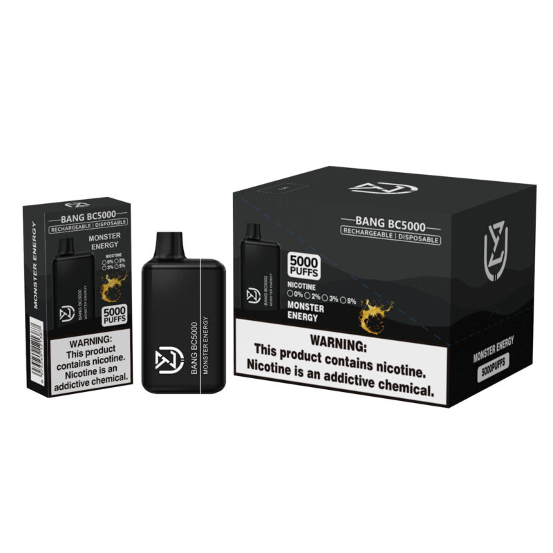 Emballage pour vape jetable rechargeable aromatisée Bang BC5000 Monster Energy, comportant un avertissement sur la dépendance à la nicotine et proposant 5000 bouffées avec différents niveaux de nicotine.